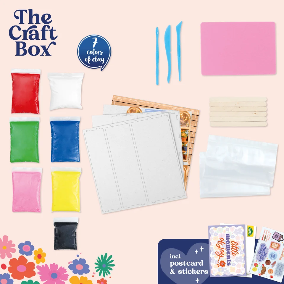 Inhalt des Sets: Soft Clay, bedruckte Kartonage, Werkzeug, Eisstiele
